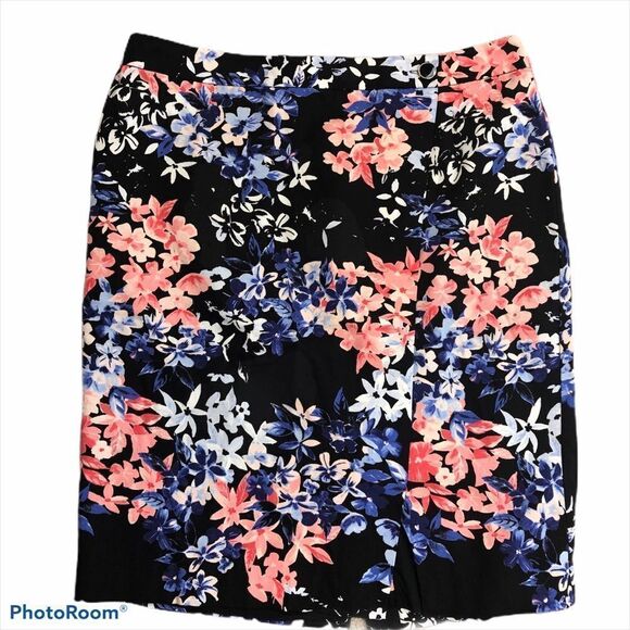 Talbots Black and floral print skirt size 16 - Picture 2 of 12